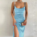 Vestido de Festa com Fenda Lateral de Veludo - VelvetGlow Dress