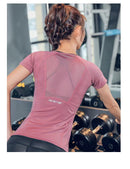 CAMISETA T-SHIRT FITNESS DRY FIT FEMININA - Conforto e Performance em Cada Movimento!