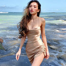 Vestido Feminino Sexy de Cetim com Alças Finas & Sem Costas - SatinGlow Dress