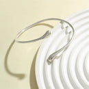 Pulseira Cuff Gótica com Detalhe em Gota – INGEMARK