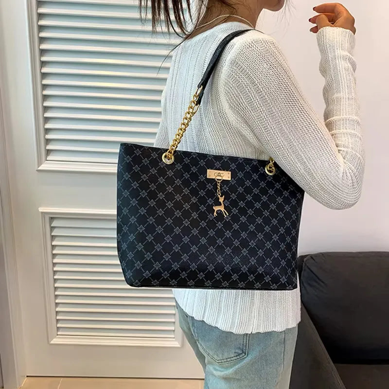 Bolsa Feminina SoftLux™ – Couro Macio, Grande Capacidade, Estilo Versátil