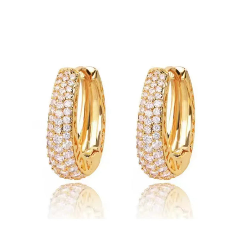 Brincos Argola Dourada com Zircônias - HUITAN