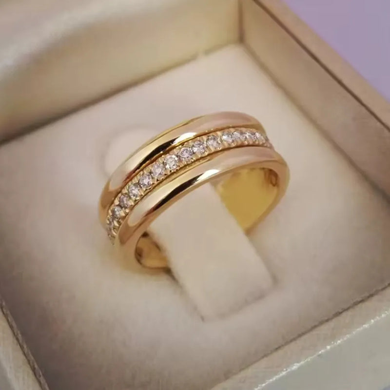 Anel de Noivado Micro Pavé com Zircônias   –  HUITAN