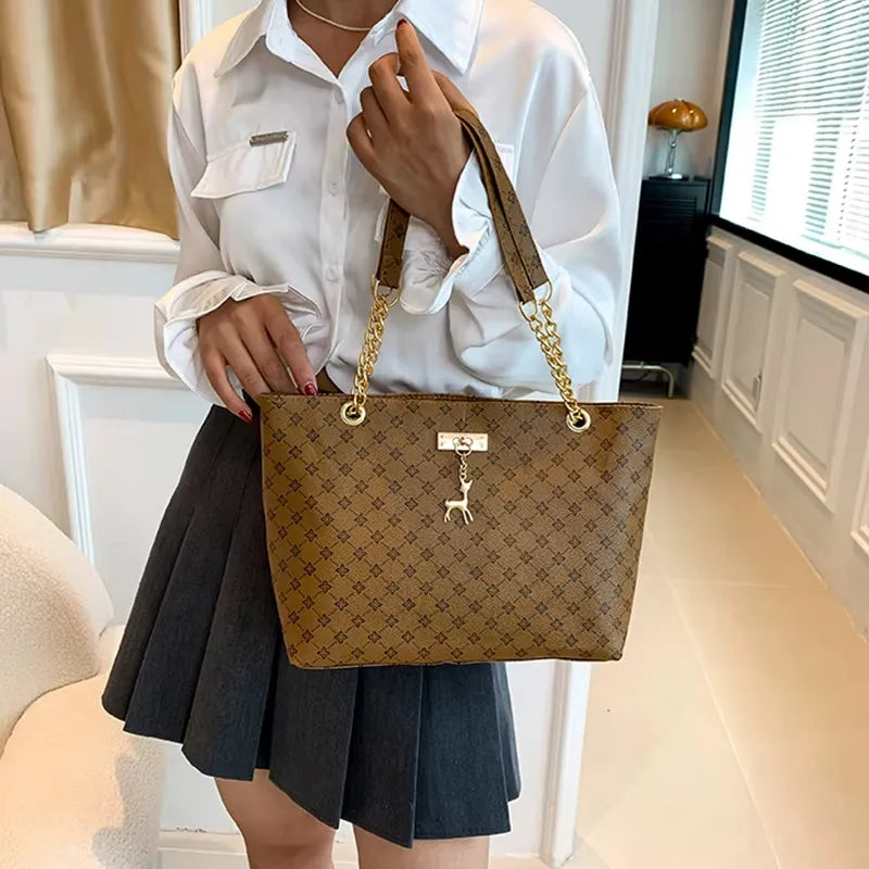 Bolsa Feminina SoftLux™ – Couro Macio, Grande Capacidade, Estilo Versátil