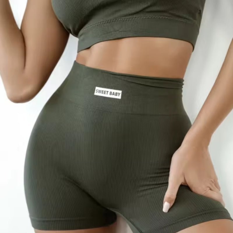 CONJUNTO FITNESS SEM COSTURA - Top e Short em Tecido Canelado Premium Sweat Baby