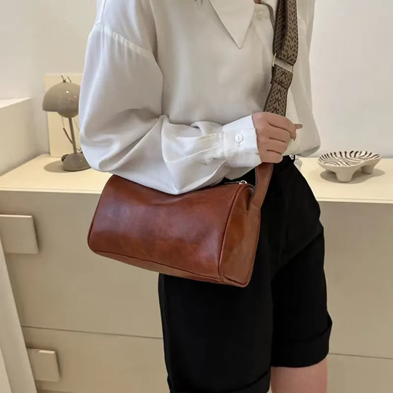 Bolsa Pillow em Couro Vintage - BOSTON CLOUD