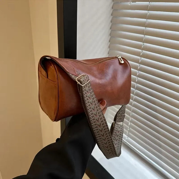 Bolsa Pillow em Couro Vintage - BOSTON CLOUD